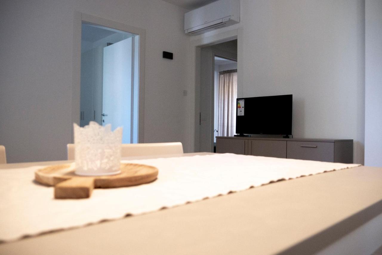 Regi Apartments Pacengo Di Lazise Bagian luar foto